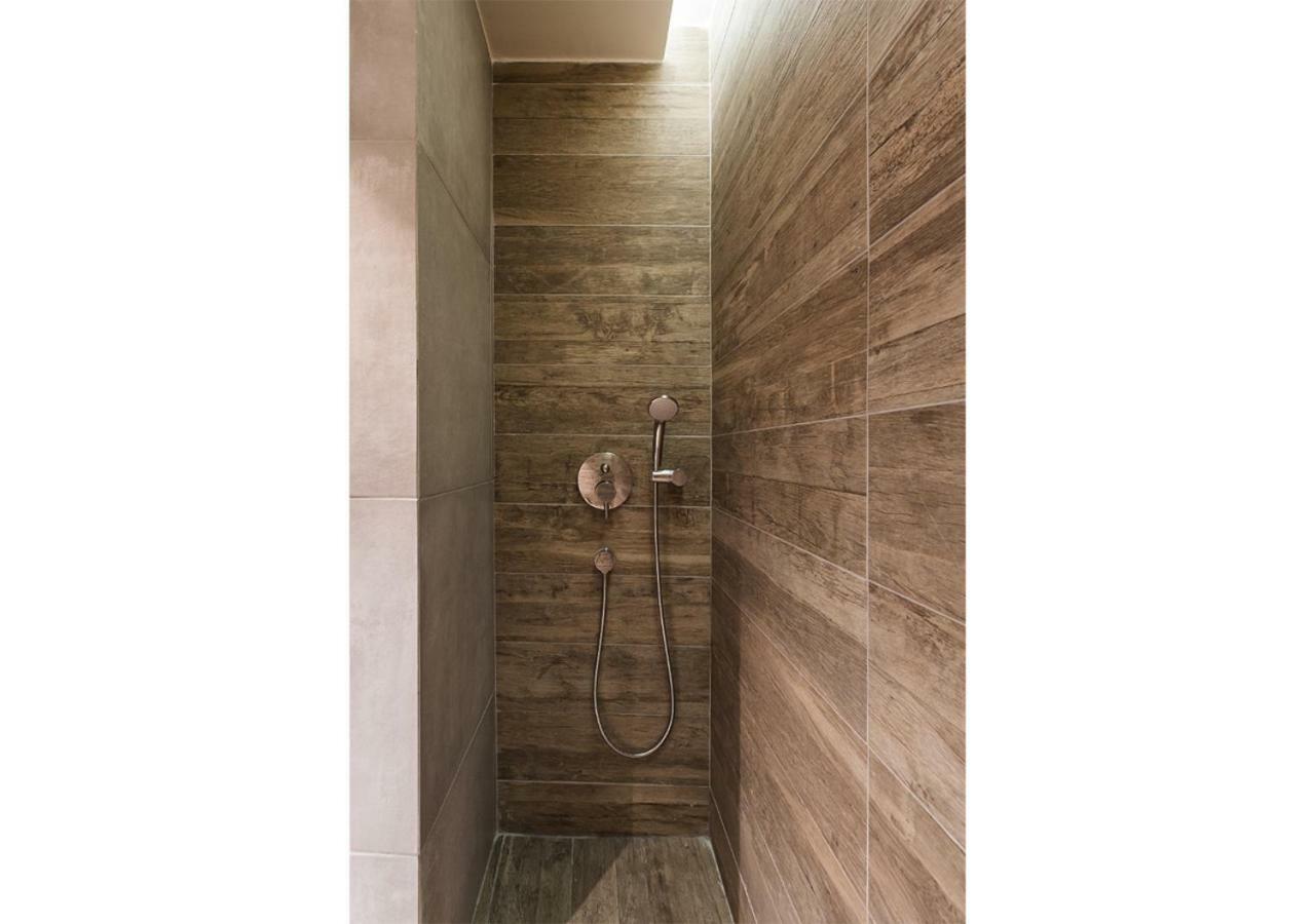 Designer Apartment - Stroll To The Acropolis アテネ エクステリア 写真