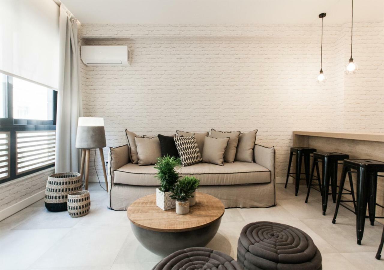 Designer Apartment - Stroll To The Acropolis アテネ エクステリア 写真