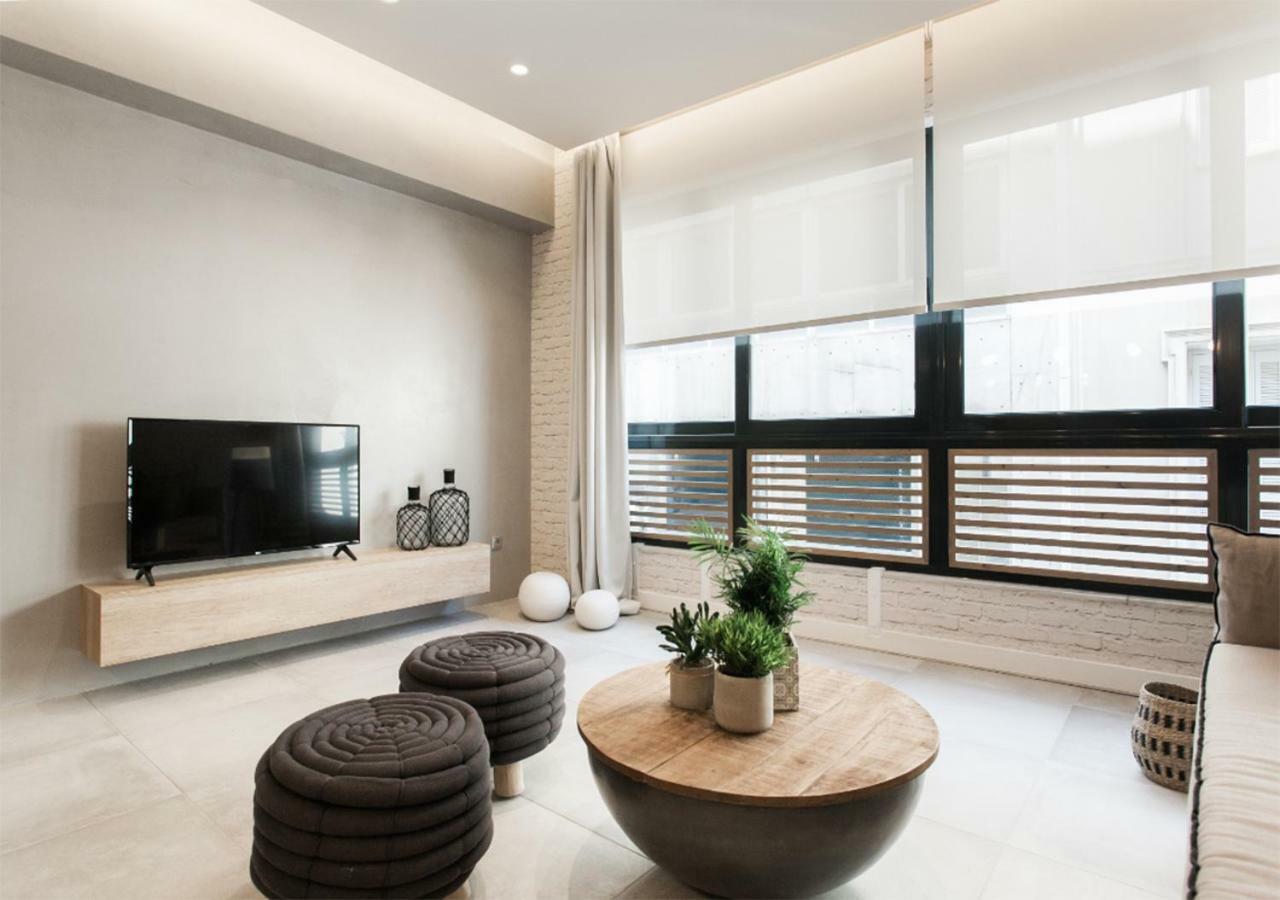 Designer Apartment - Stroll To The Acropolis アテネ エクステリア 写真