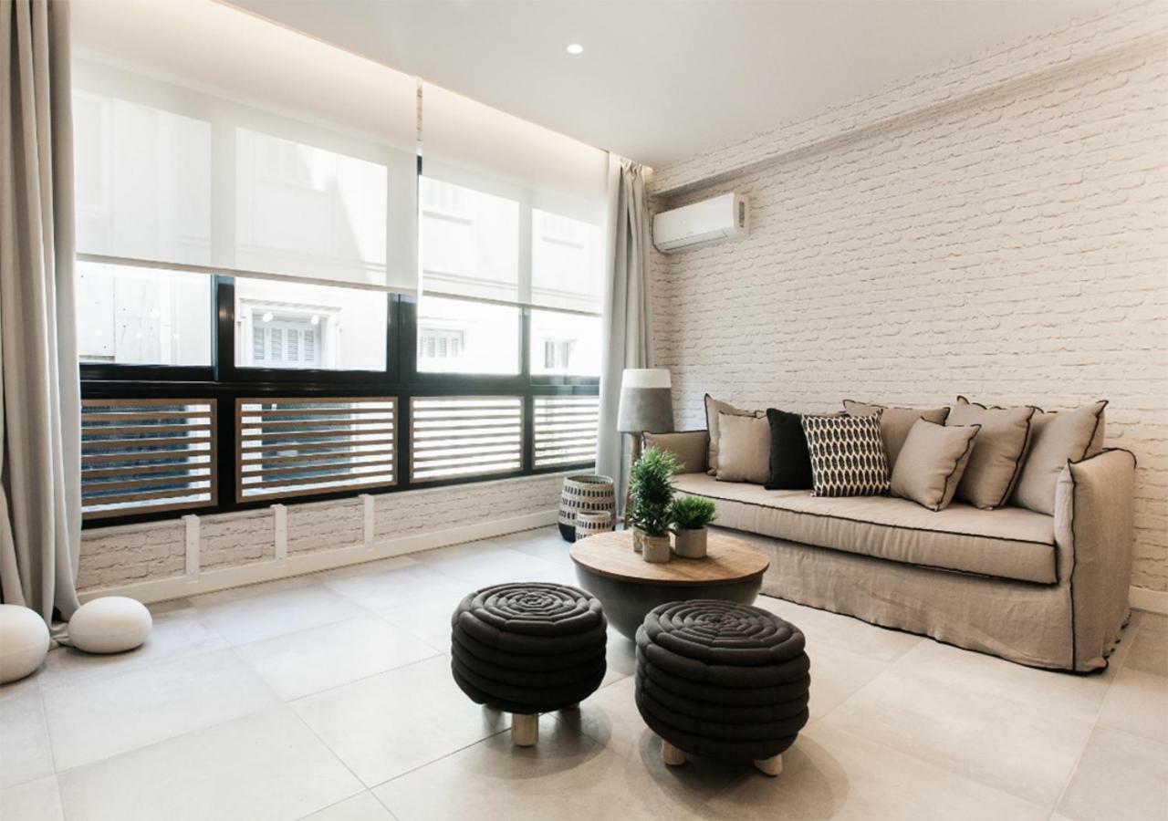 Designer Apartment - Stroll To The Acropolis アテネ エクステリア 写真